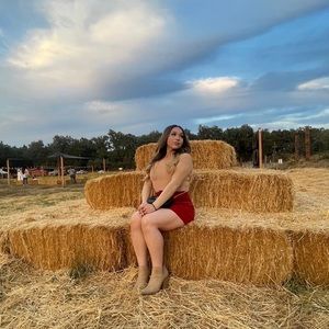 Meet your Posher, Sara